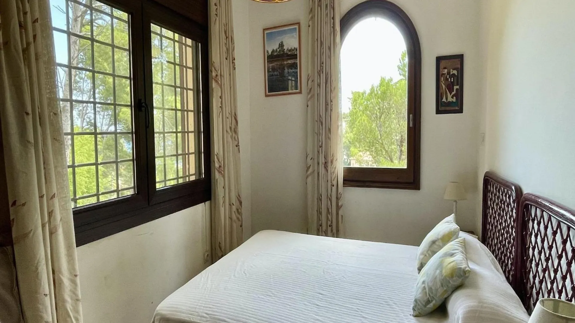 The House In Pals Has 3 Bedrooms 西班牙